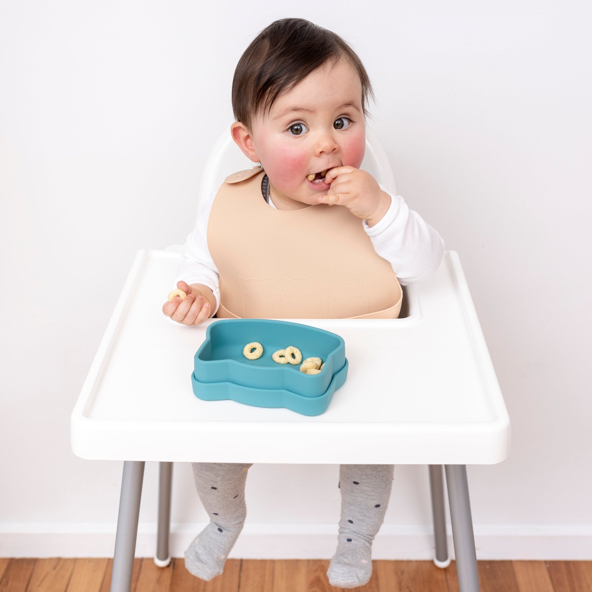 Catchie bibs are here!