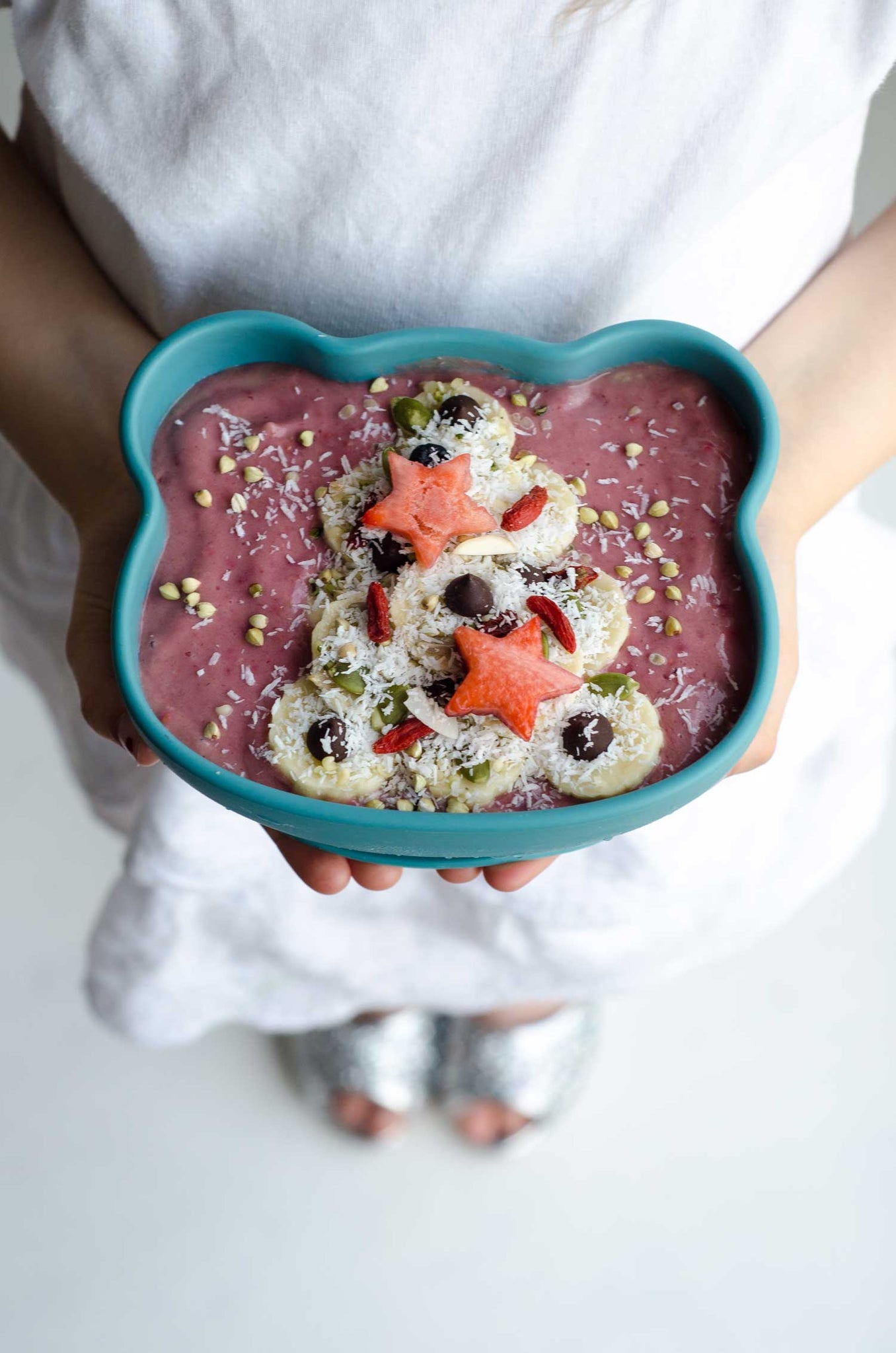 Christmas Smoothie Bowl Ideas for Kids