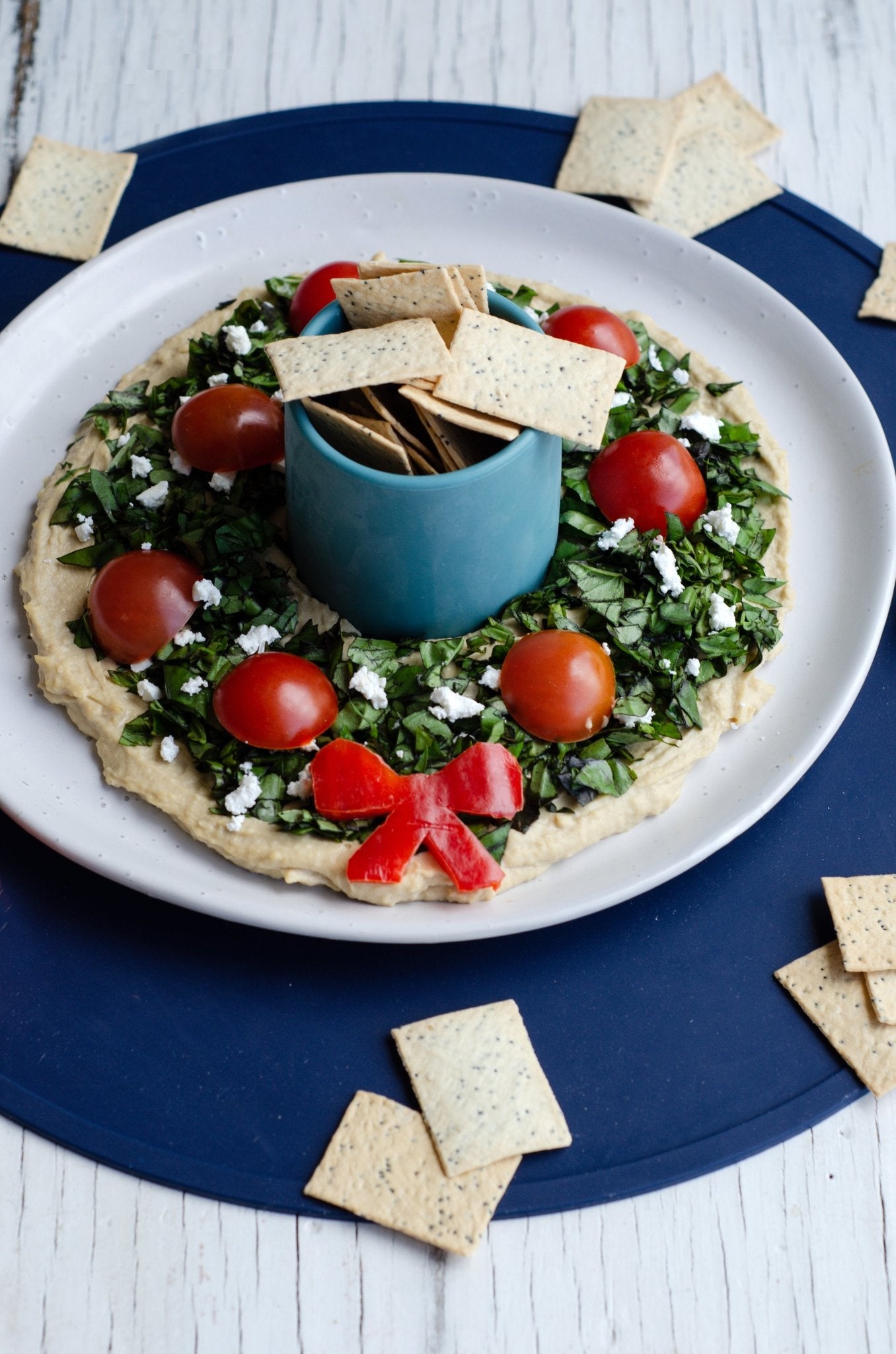Here's The Secret To The Perfect Christmas Hummus