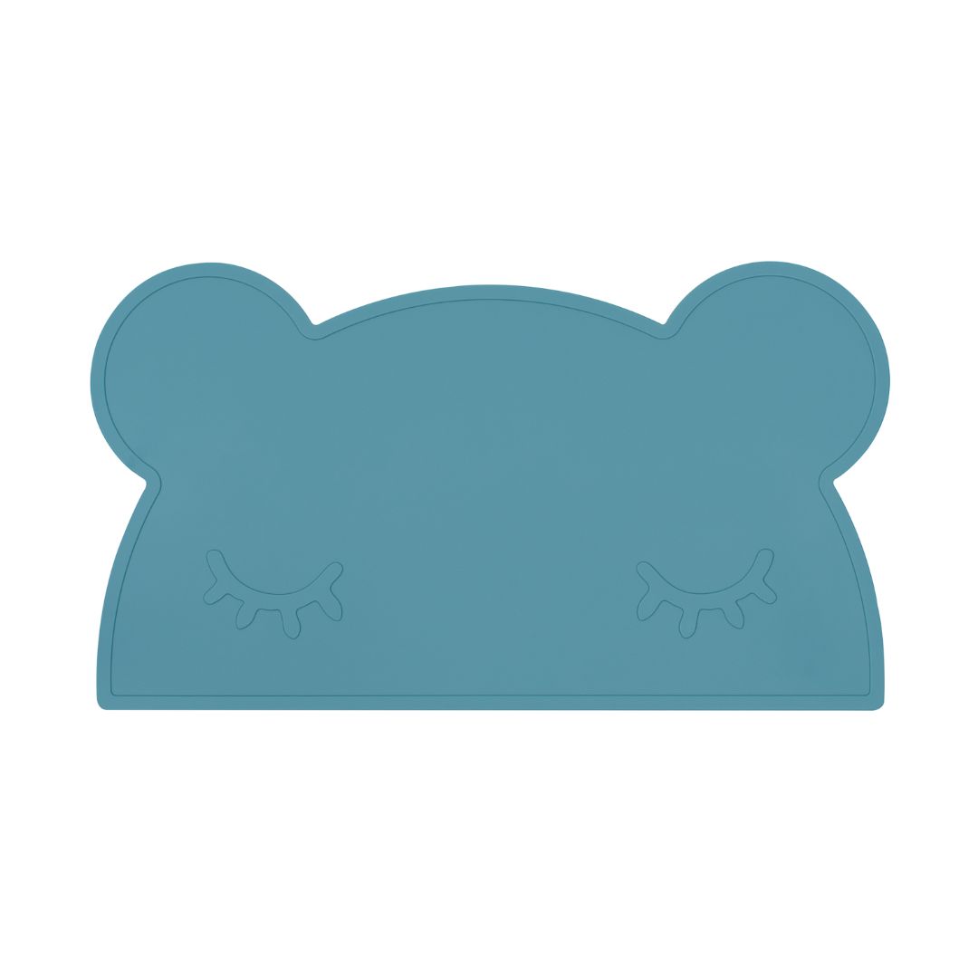 Silicone bear kids placemat in the shade blue dusk.