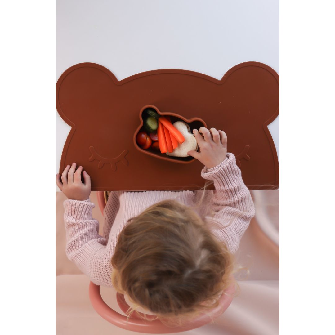 Silicone bear kids placemat in the shade chocolate brown