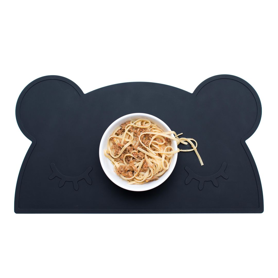 Silicone bear kids placemat in the shade pure black.