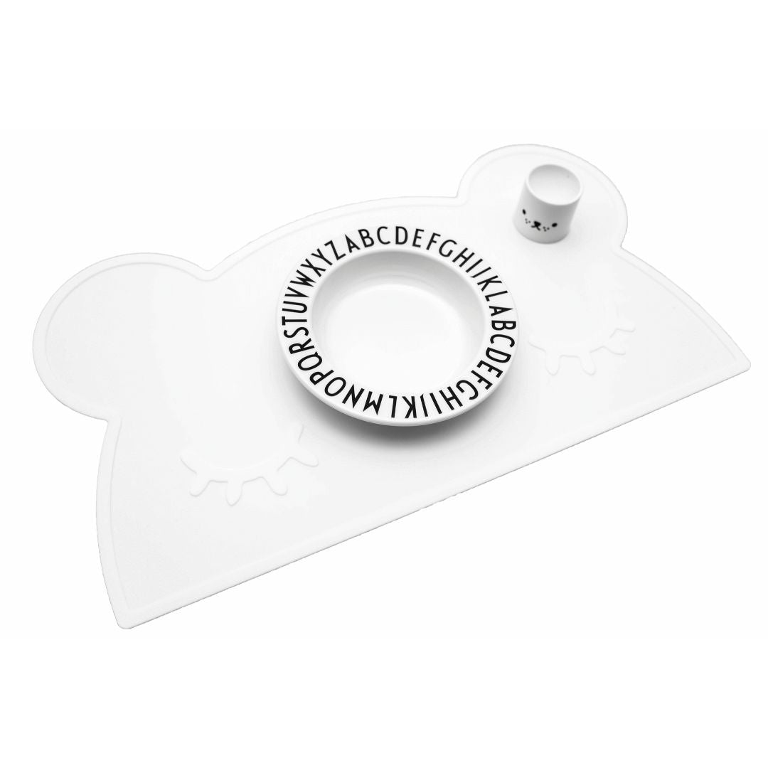 Silicone bear kids placemat in the shade snow white.