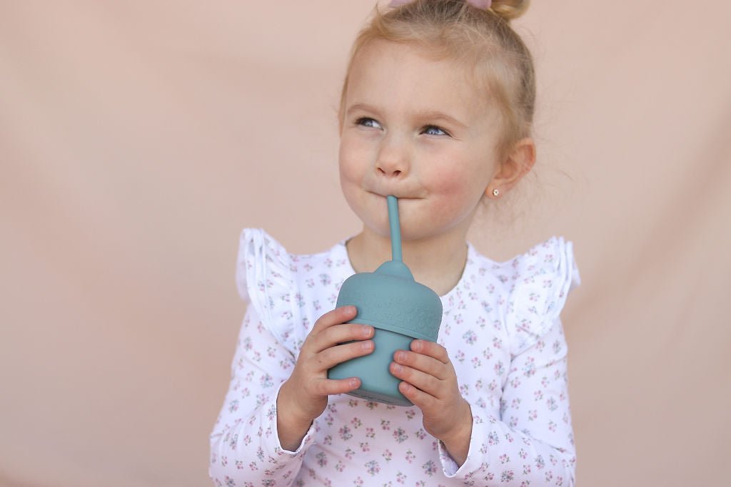 The Sippie Lid - The No-Spill Sippy Cup Lid with Straw in Blue Dusk