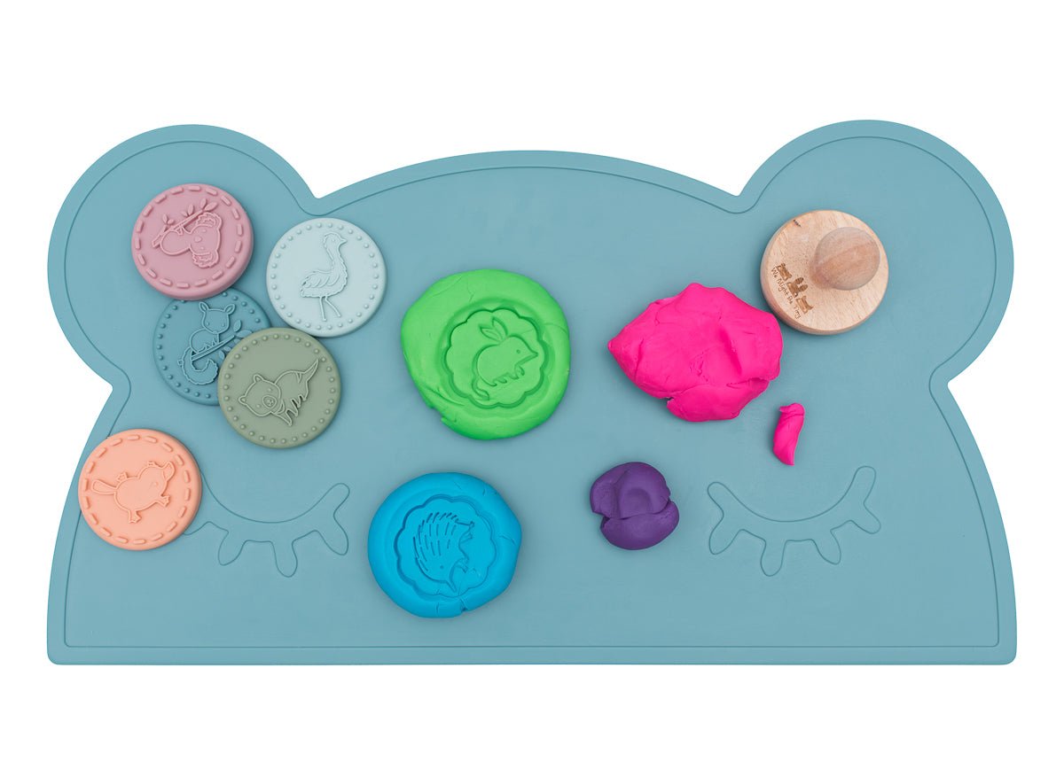 Our Australiana Stampies are the award-winning silicone cookie stamps featuring Australian animals.